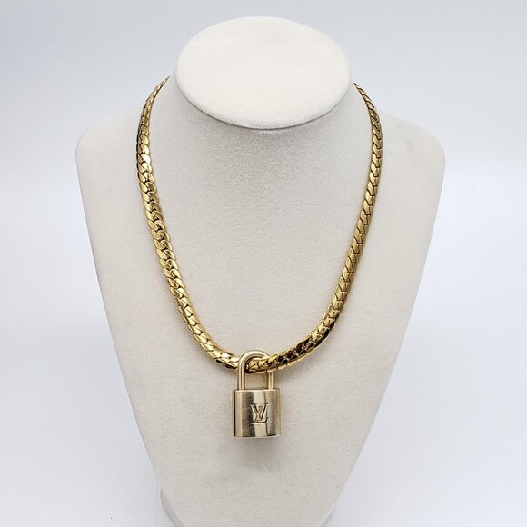 Authentic Louis Vuitton Gold Padlock w/ Unbranded Fashion Stainless Steel Chain - Picture 7 of 8